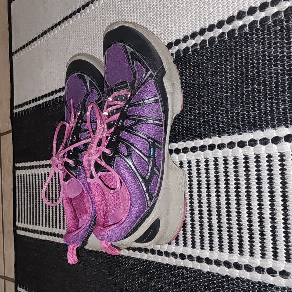 Ecco biom size 38 size 7/7.5  women's gray purple